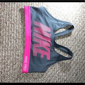 Nike Pro Sports Bra